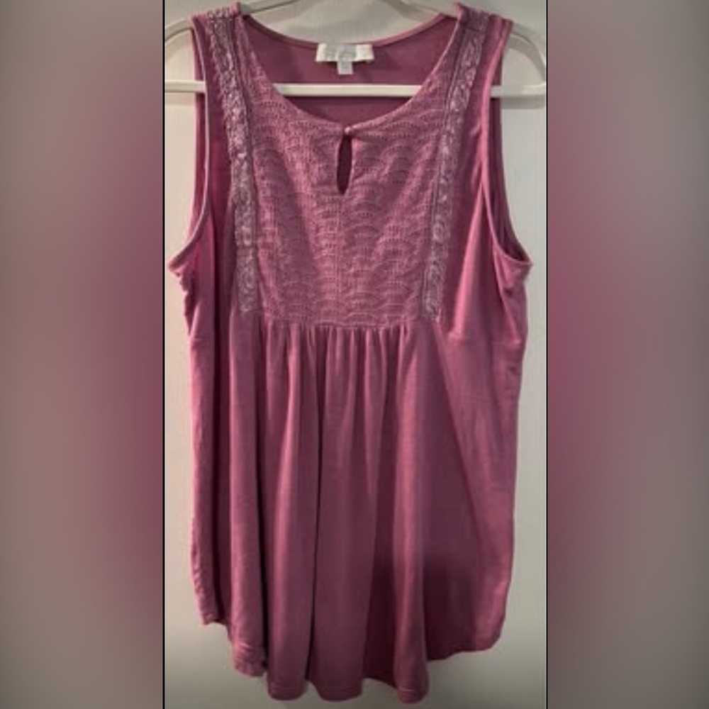 Suzanne Betro Purple Sleeveless 
 “Weekend” Stretchy Top Size XL (44”X29”)